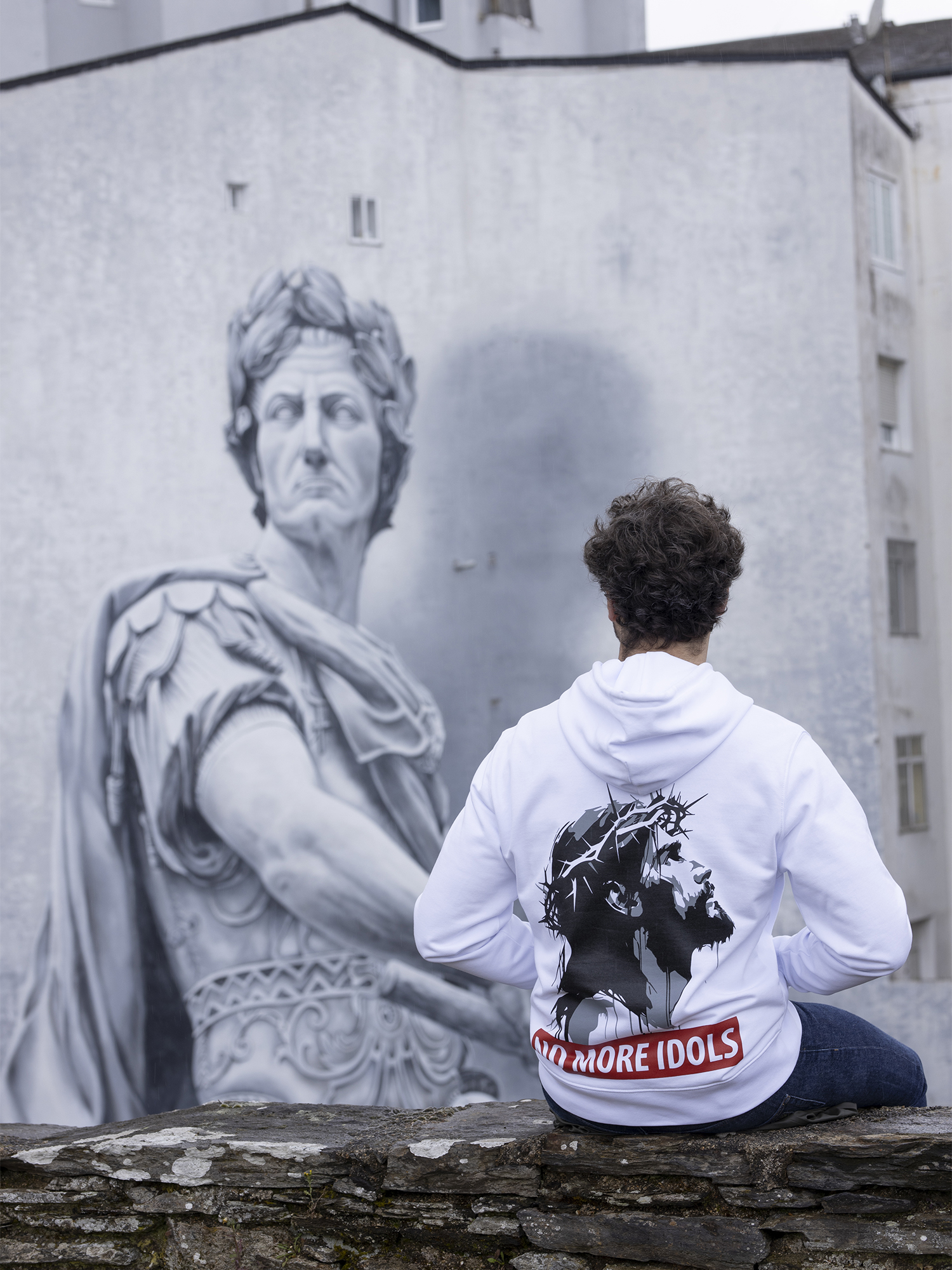 SUDADERA CRISTO NO MORE IDOLS - Imagen 4